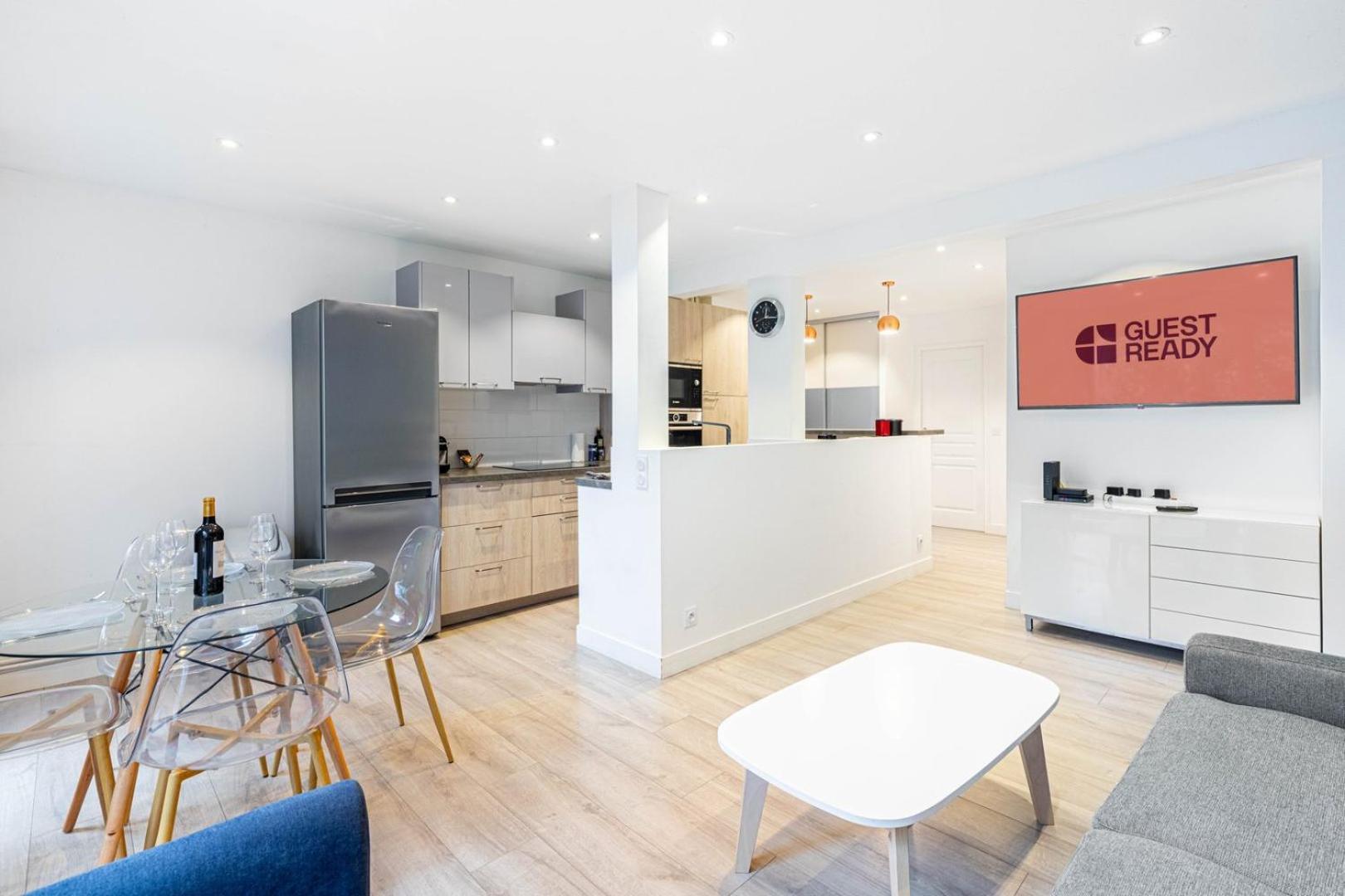 Appartamento Guestready - Charm And Comfort Near Champs De Mars Parigi